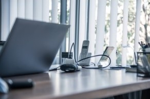 jaluzele-verticale-home-office